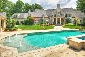 Which Luxury Property Should OBJ Buy?